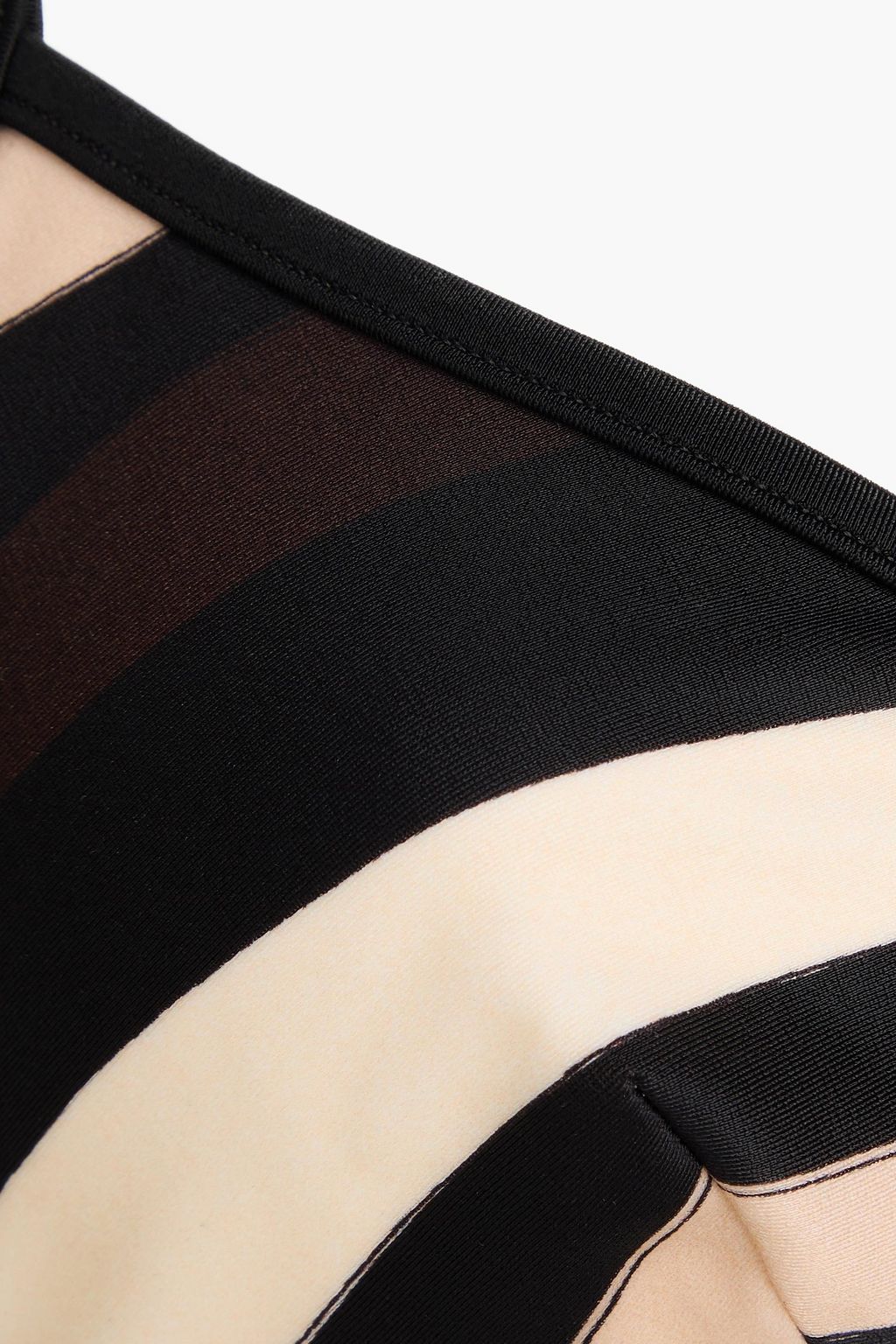 PUCCI توب بيكيني مثلّث الشكل مزين بطبعات وبشرّابات