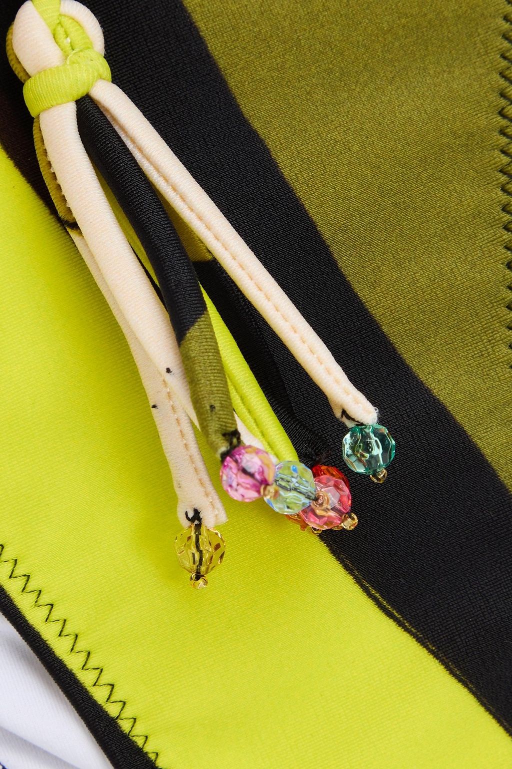 PUCCI قطعة بيكيني سفلية مزينة بطبعات وبشرّابات