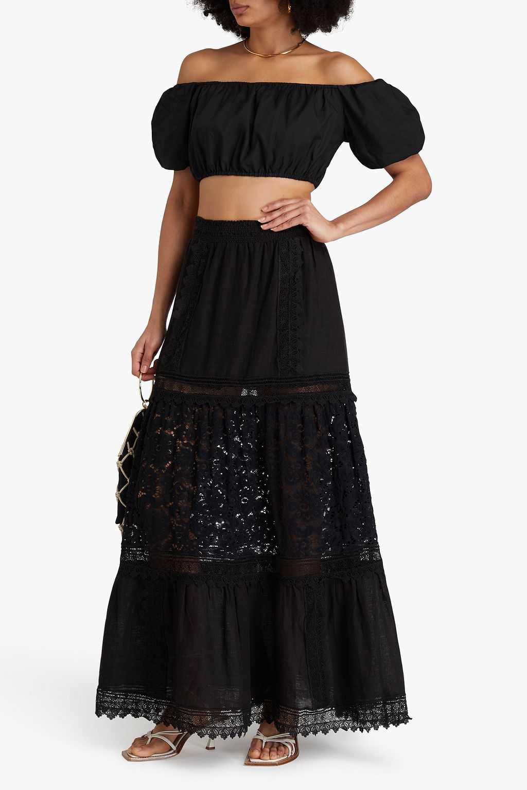 ALICE + OLIVIA تنورة "ريزي" طويلة من كتّان شبكي مزينة بقِطع محاكة بجانب بعضها البعض من دانتيل غيبور