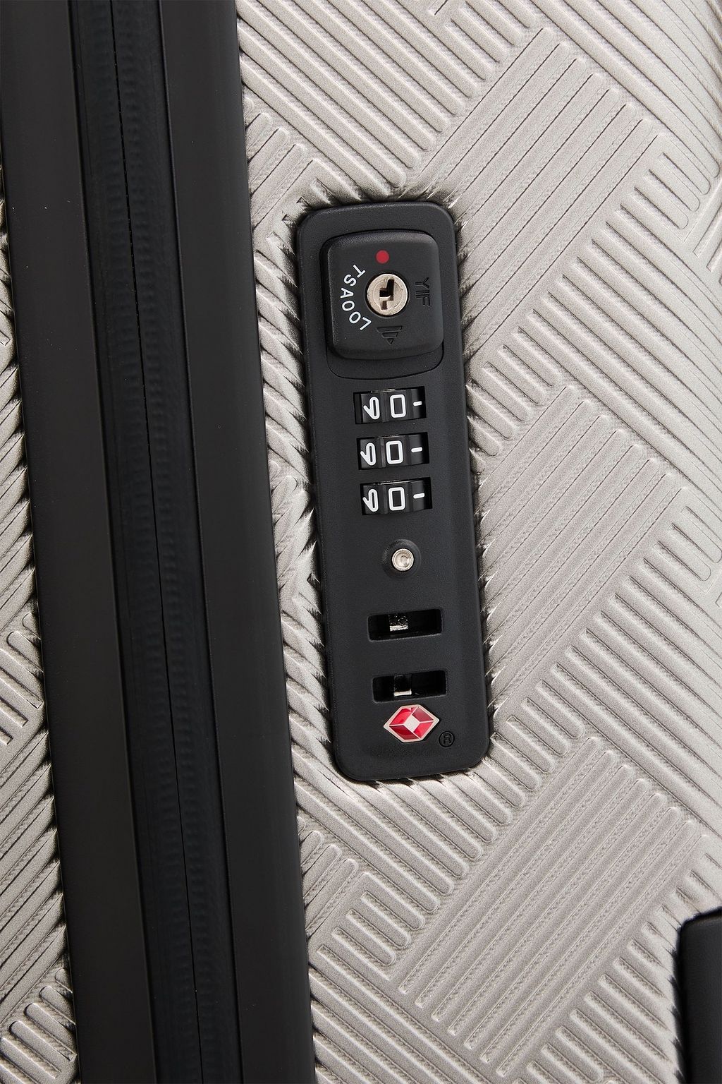 MONTBLANC Koffer aus Polycarbonat mit Lederbesatz