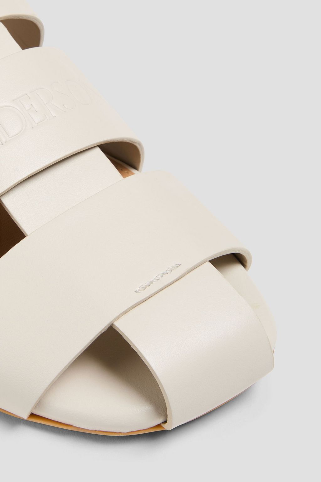 JW ANDERSON صندل من الجلد بحزام خلفي