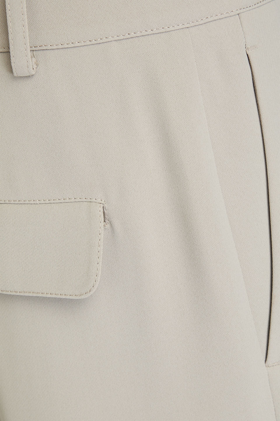 Vince Crepe Straight-leg Pants In Beige