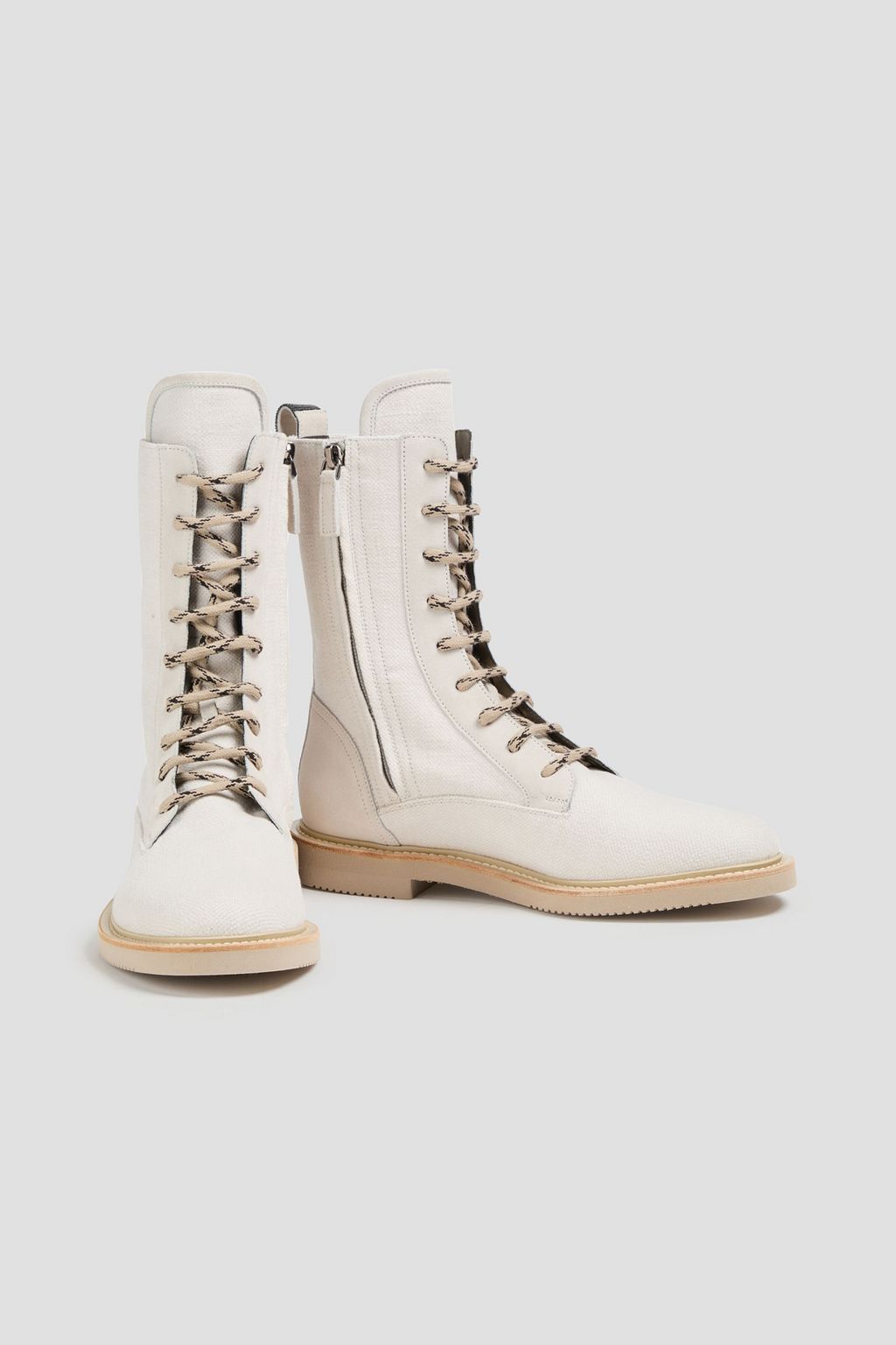 BRUNELLO CUCINELLI بوت كومبات بطراز عسكري من الكنفا المزيّن بخرز