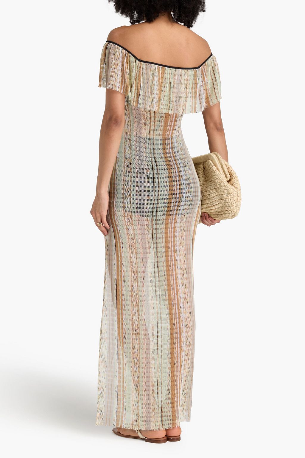 MISSONI فستان طويل بتصميم مكشوف الكتفين من نسيج بحبكة كروشيه مزينة بكشاكش