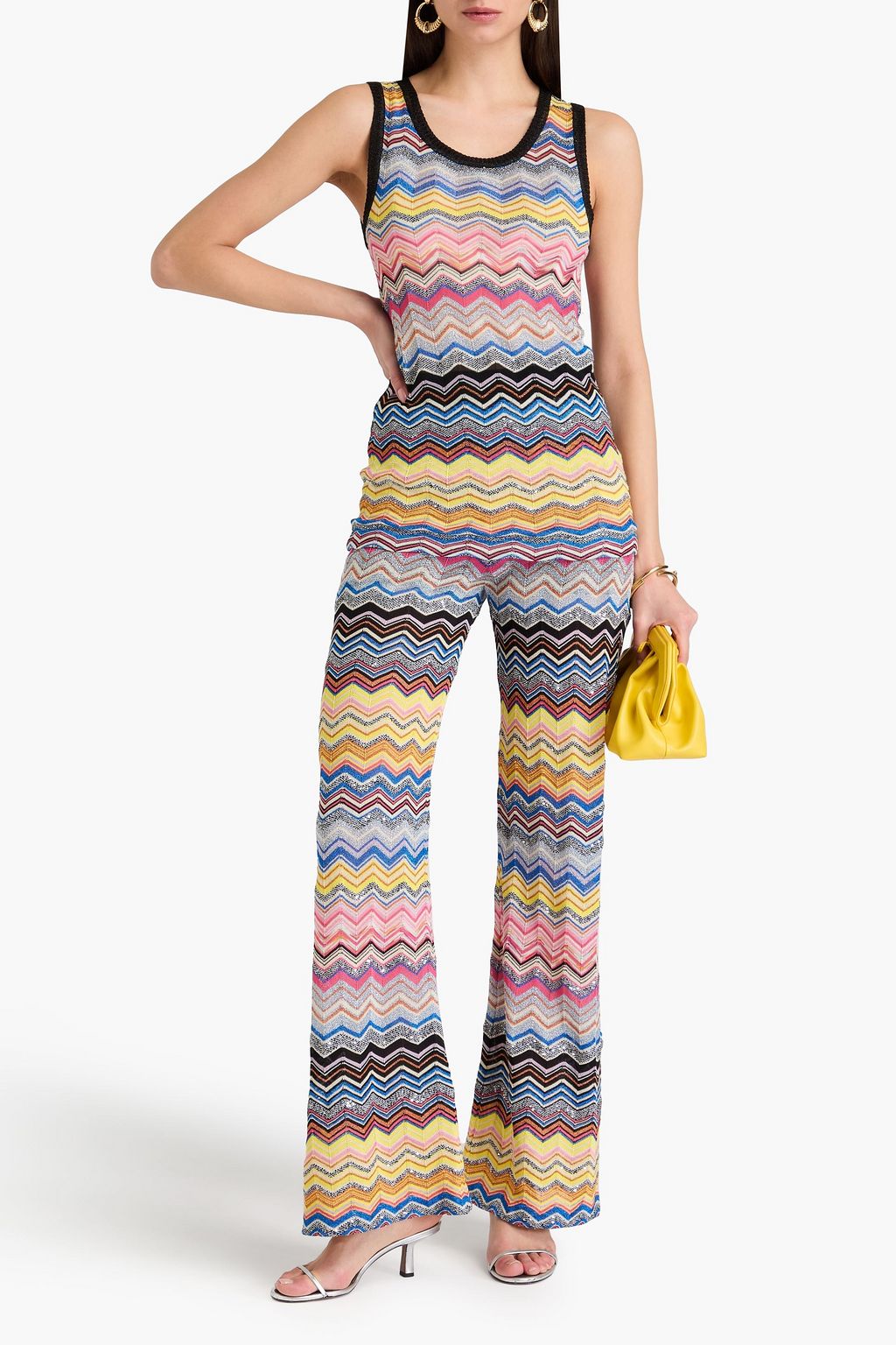 MISSONI بلوزة بدون أكمام من نسيج بحبكة كروشيه بلون معدني ومزينة بأقراص براقة