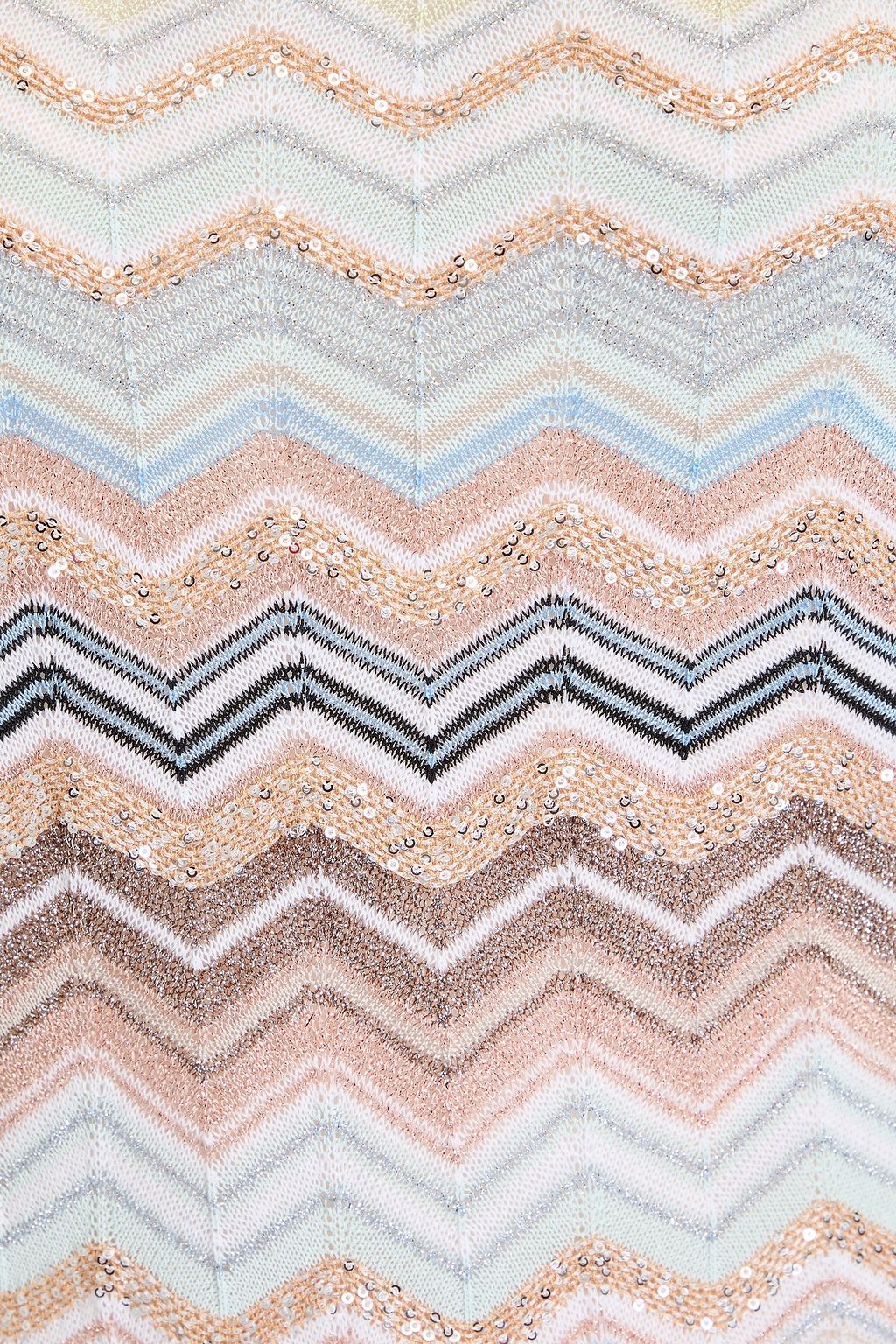 MISSONI فستان طويل من نسيج بحبكة كروشيه مزين بأقراص برّاقة بلون معدني