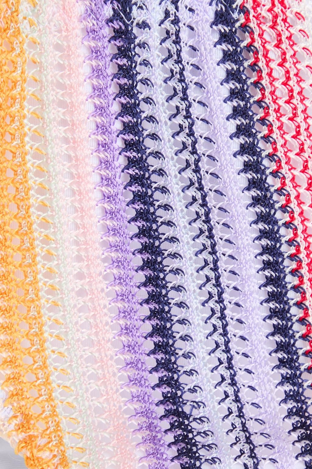 MISSONI بيكيني بكتف واحد بحبكة كروشيه بتصميم مخطط ولون معدني