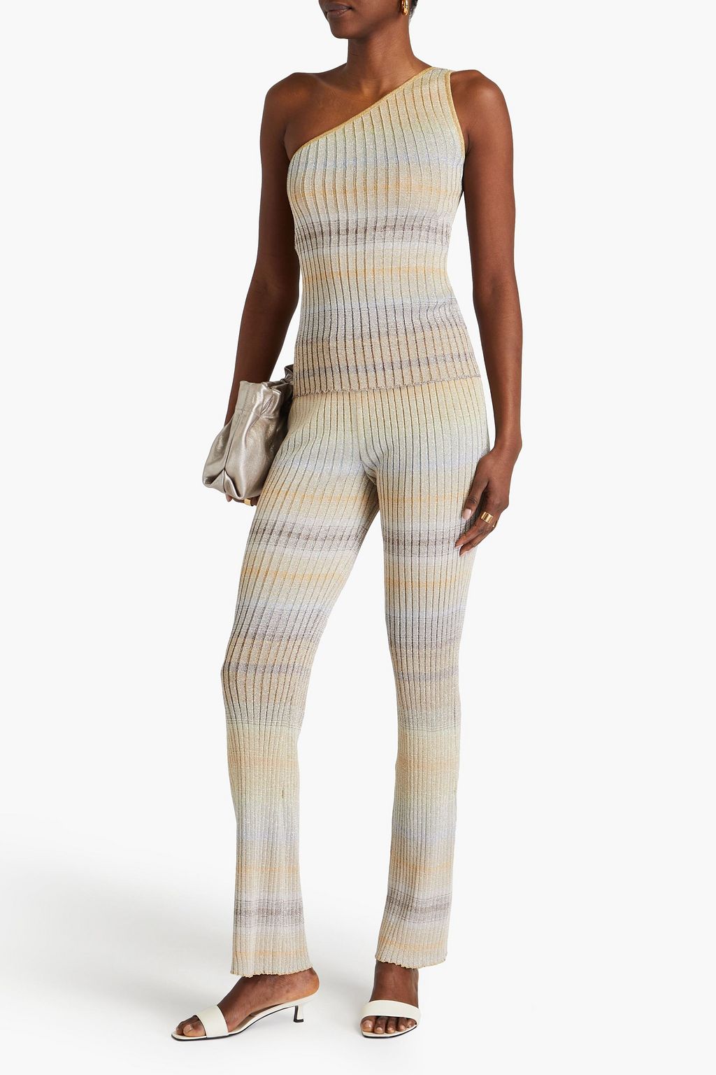 MISSONI تيشيرت مكشوف الكتف بحبكة مضلّعة بلون معدني