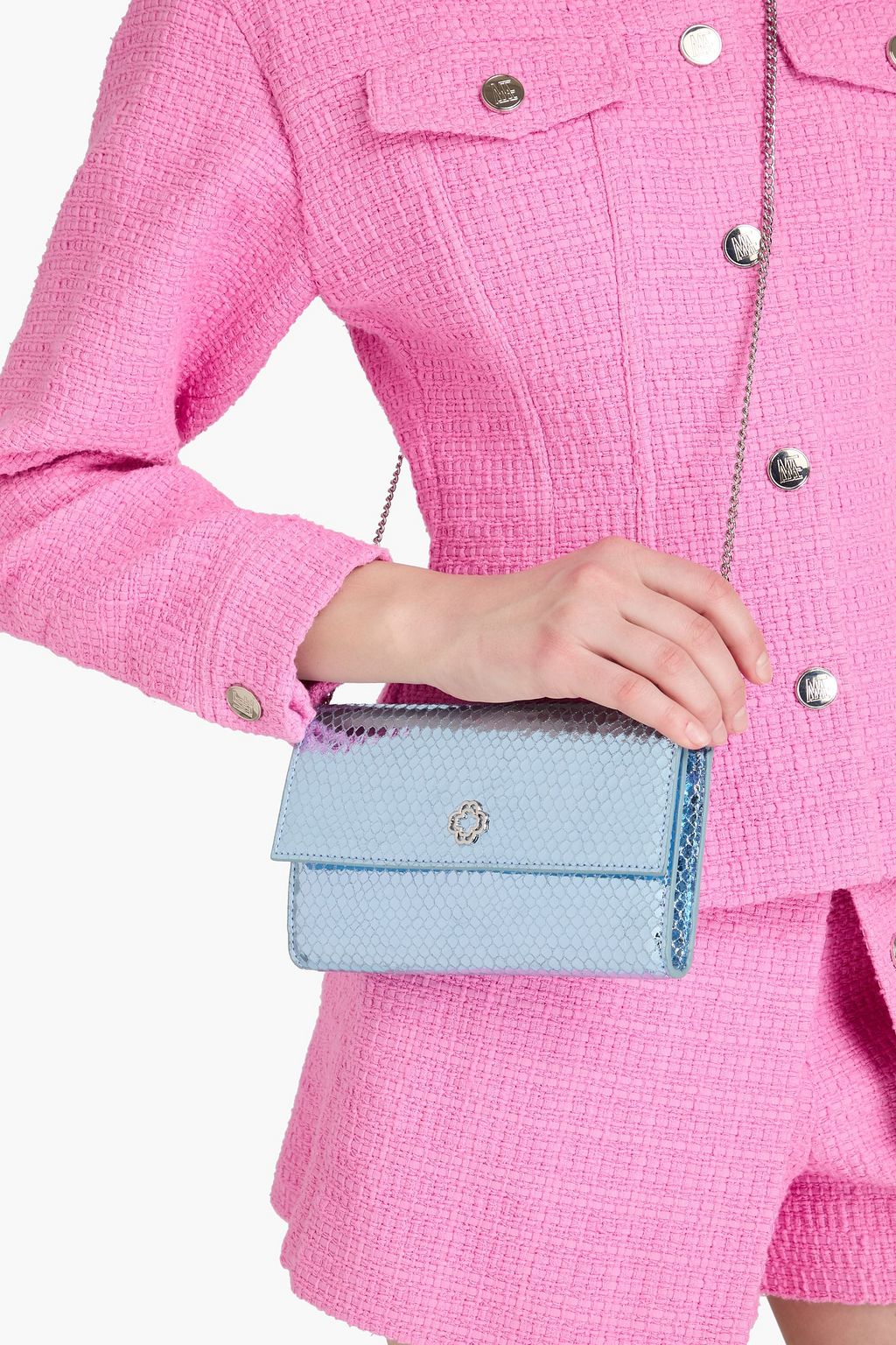 MAJE Clutch aus Leder mit Schlangeneffekt in Metallic-Optik