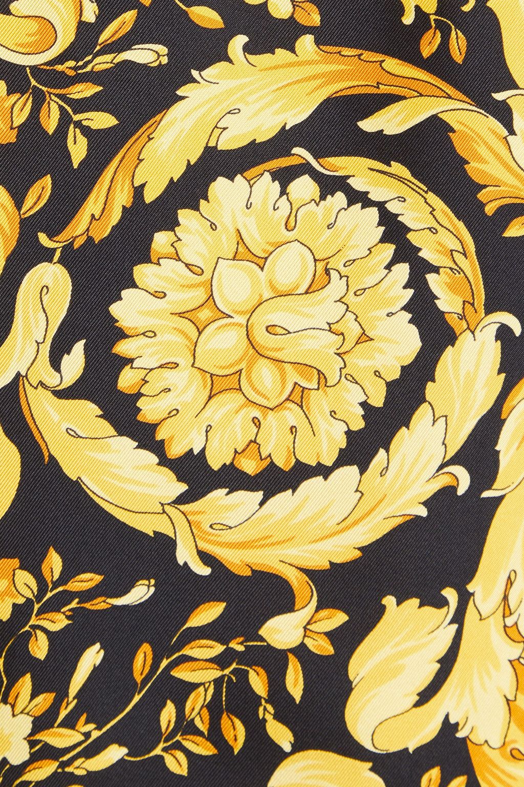VERSACE فستان من حرير تويل مزين بطبعات