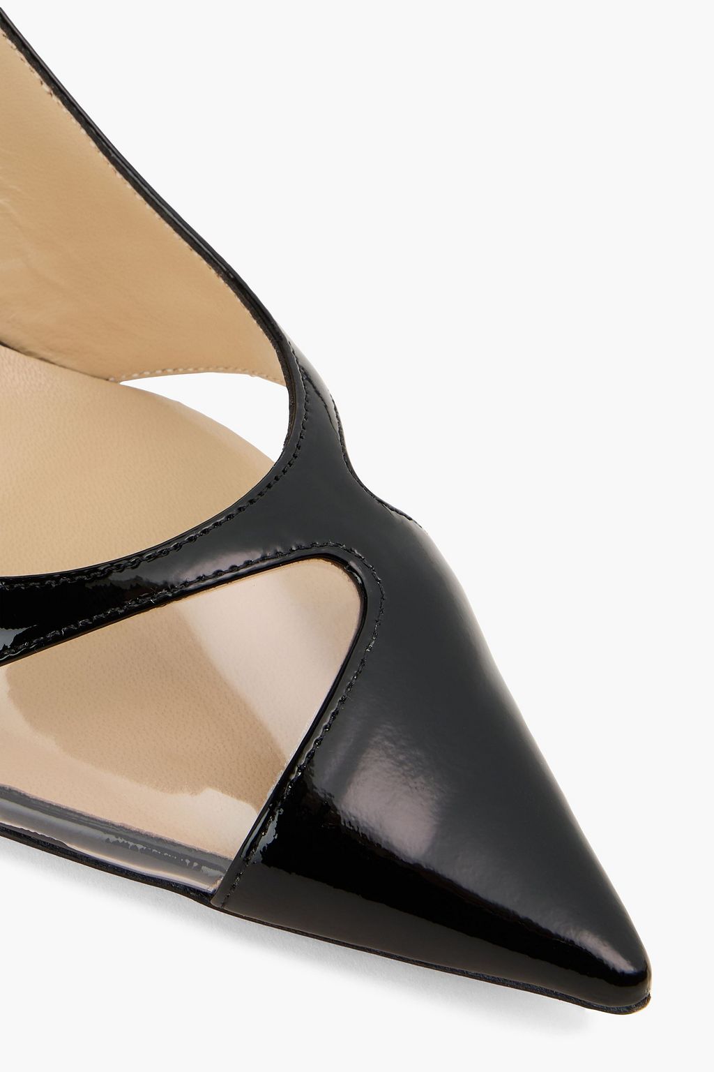 JIMMY CHOO حذاء بكعب عالٍ من الجلد اللامع ومادة PVC مزوّدة بحزام خلفي