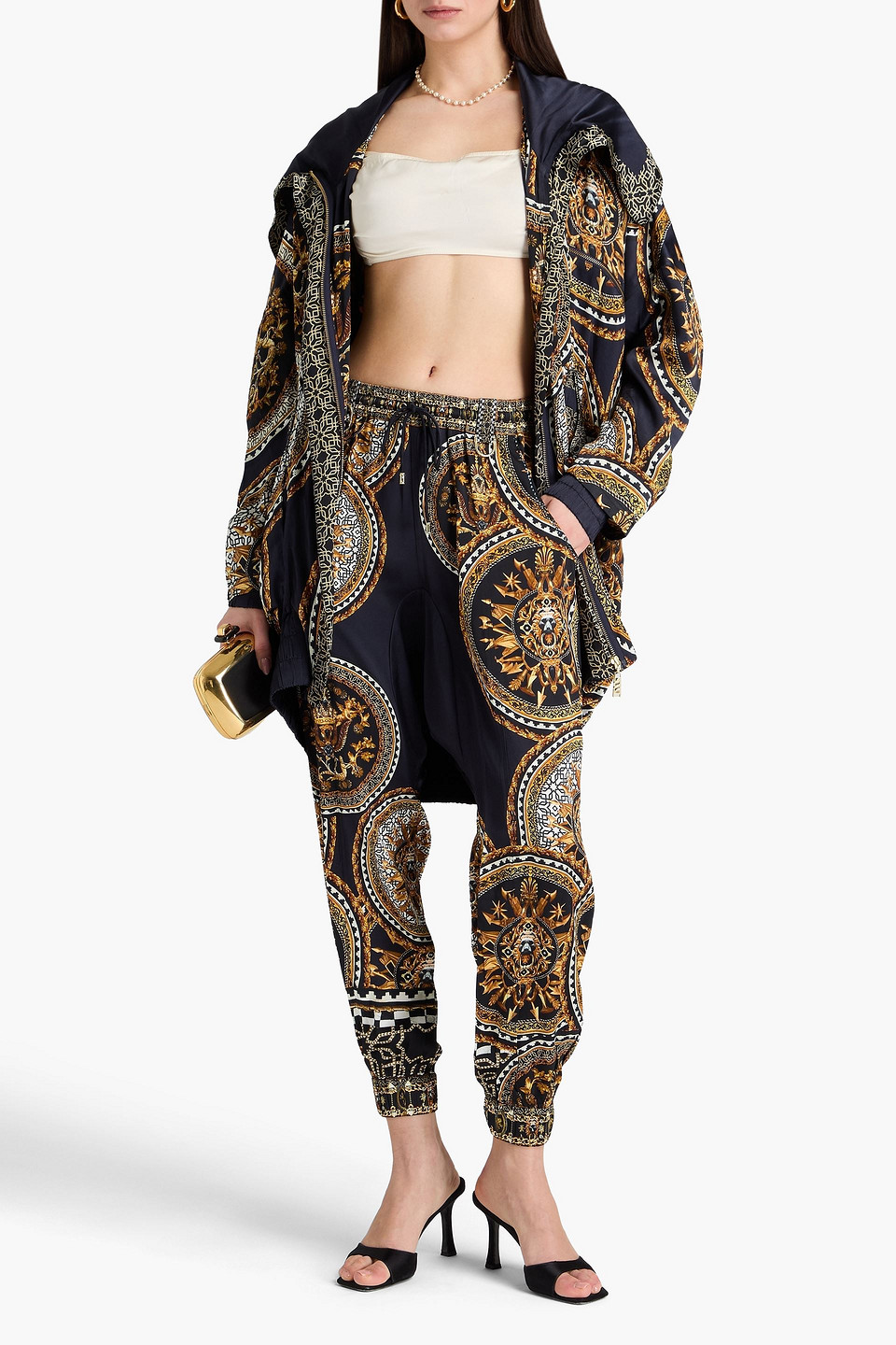Camilla Cropped Crystal-embellished Printed Silk-satin Tapered Pants In Schwarz