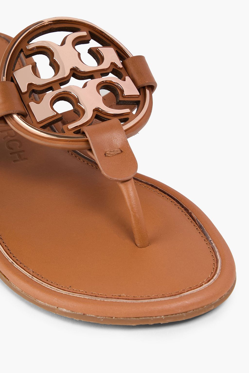 TORY BURCH صندل "ميللر" من الجلد بتصميم مزركش