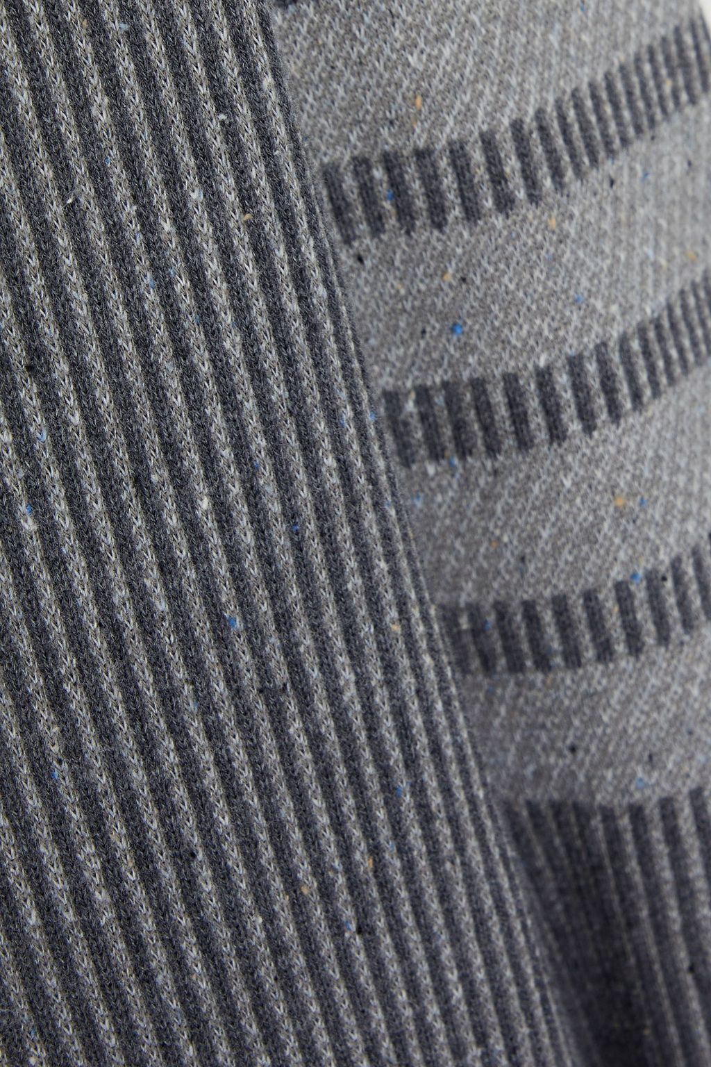 THOM BROWNE كنزة رياضية مضلّعة من مزيج الحرير والقنب وقطن دونيغال