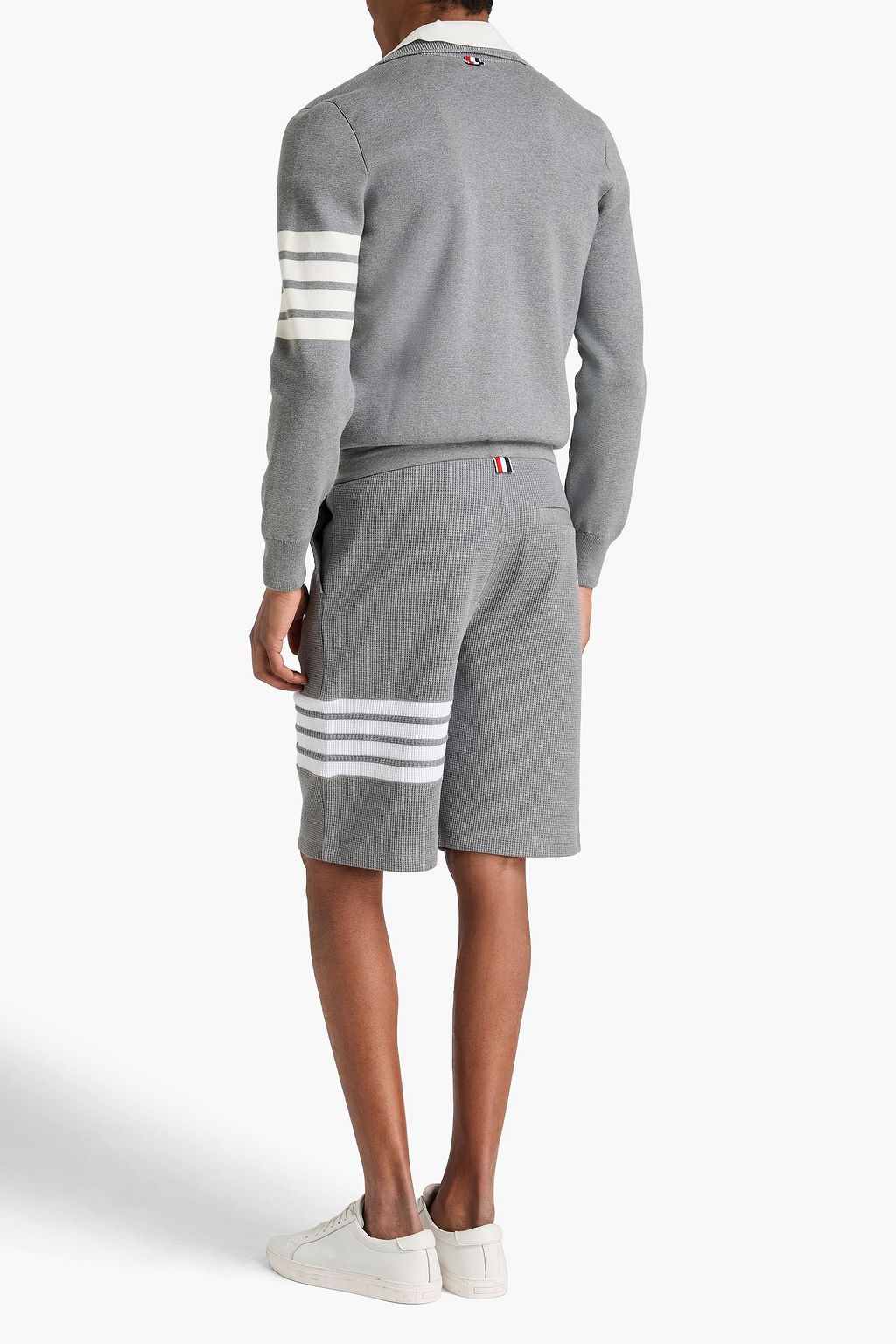 THOM BROWNE شورت من القطن المحبوك بنمط وافل بتصميم مخطط