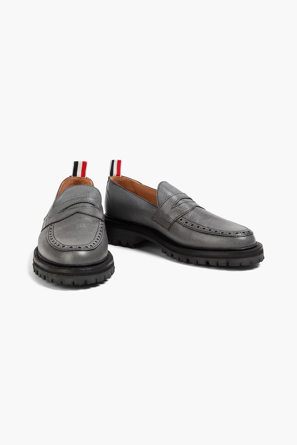 THOM BROWNE حذاء لوفر بيني مصنوعة من الجلد المُحبّب والمخرّم