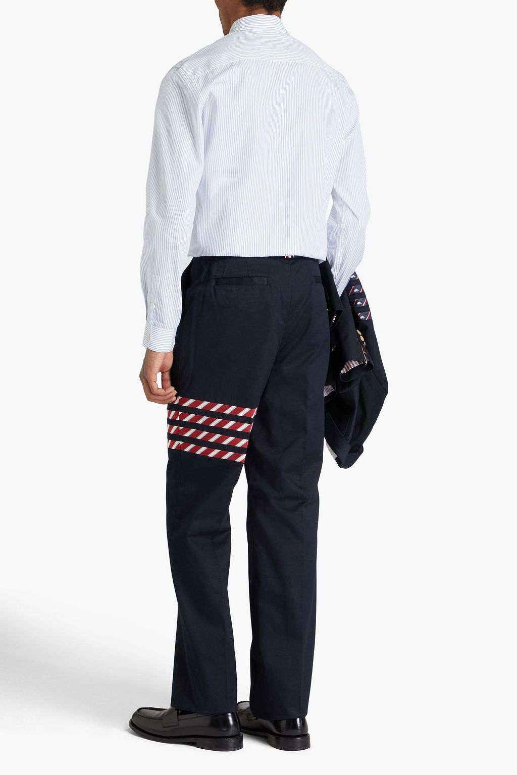 THOM BROWNE بنطلون من قطن الغبردين بتصميم مخطط