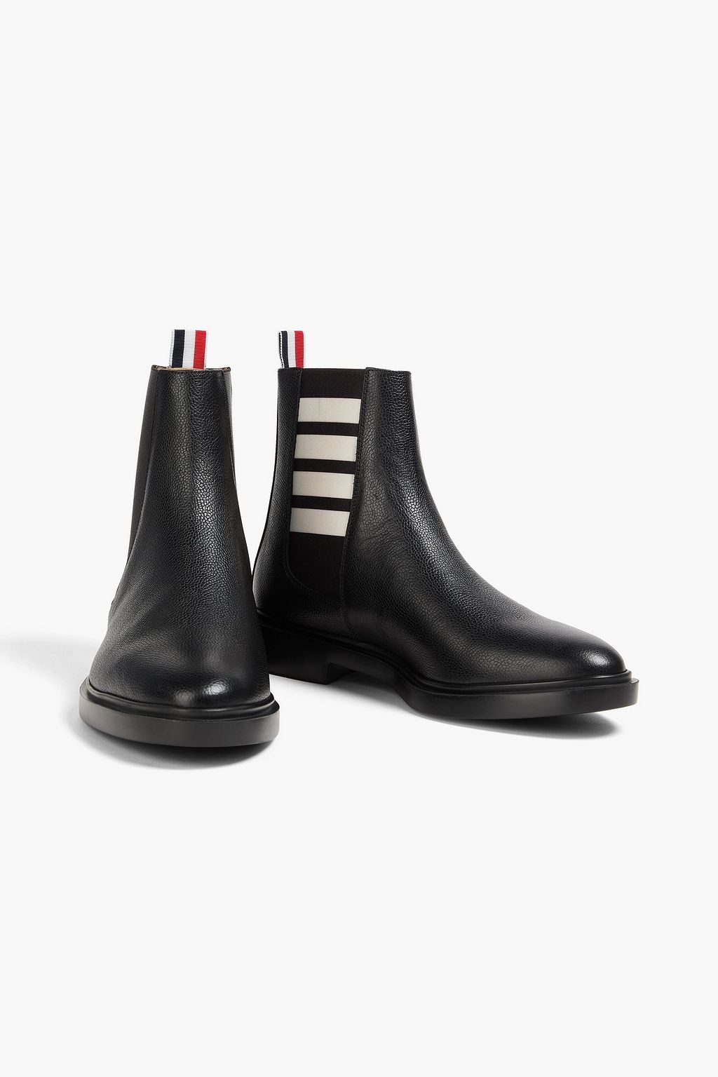 THOM BROWNE بوت تشيلسي من الجلد المُحبّب