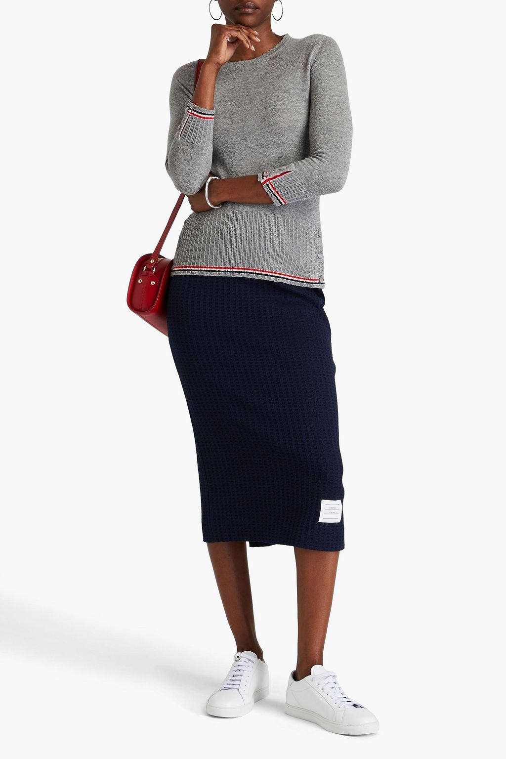 THOM BROWNE كنزة رياضية من الكشمير بتصميم مخطط