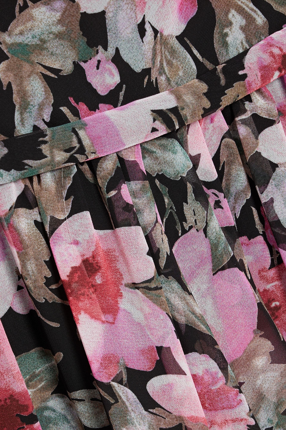 Mikael Aghal Maxikleid Aus Chiffon Mit Floralem Print Und Asymmetrischer Schulterpartie In Schwarz