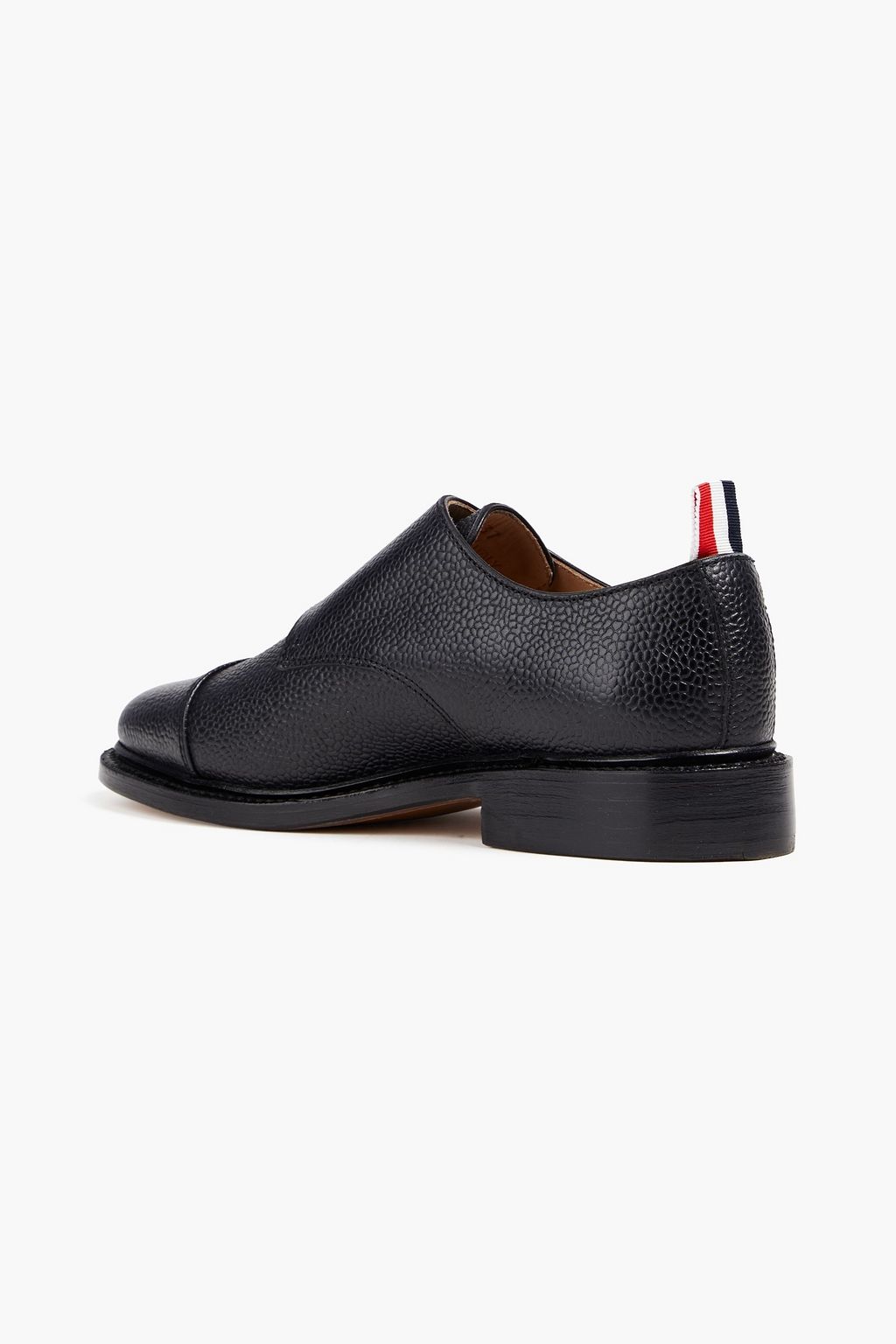 THOM BROWNE حذاء بروغ من الجلد الحبيبي