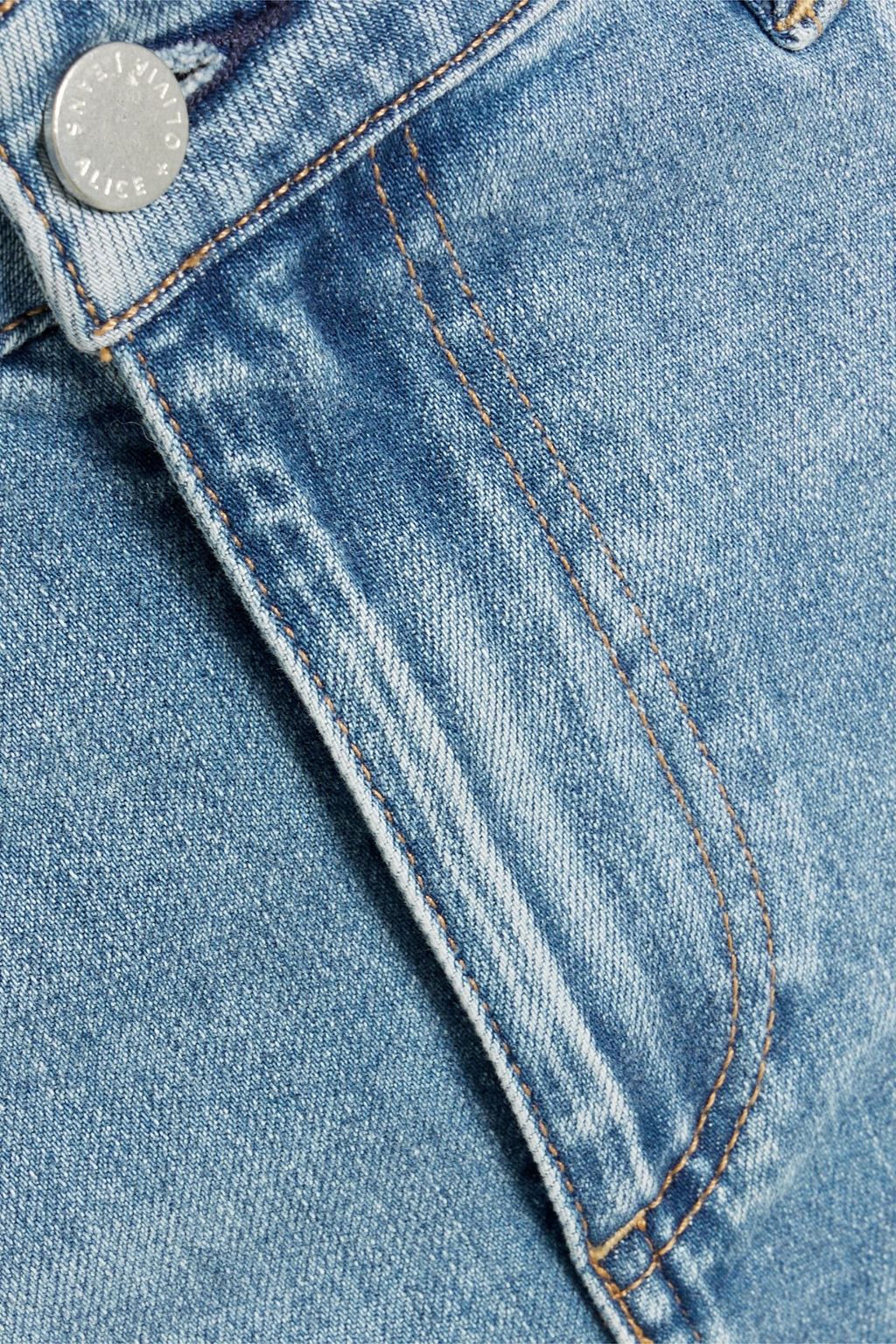 ALICE + OLIVIA JEANS تنورة طويلة "ماريسا" مصنوعة من الدنيم بتأثير معتق