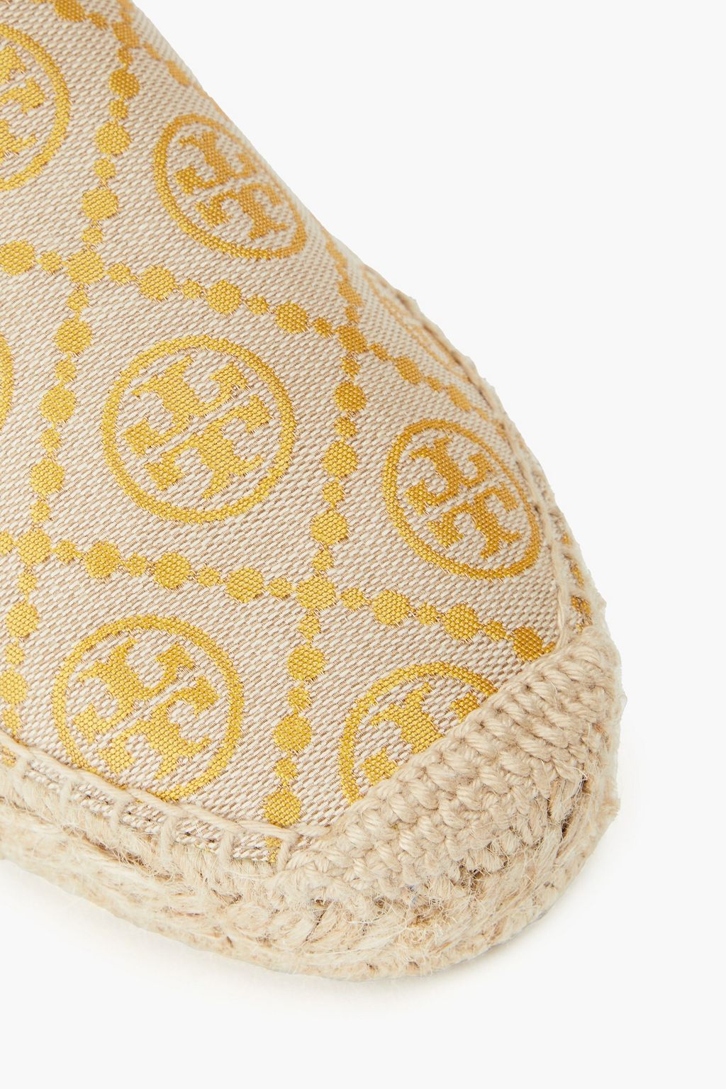 TORY BURCH حذاء إسبادريل من الجاكار بطبعة شعار العلامة