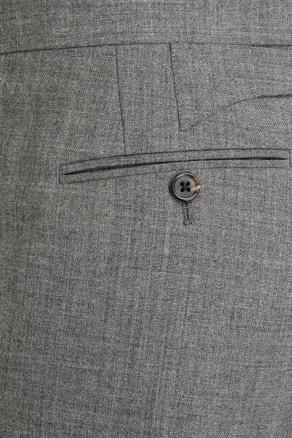 THOM BROWNE بنطال بقصة تضيق تدريجياً قصير من الصوف