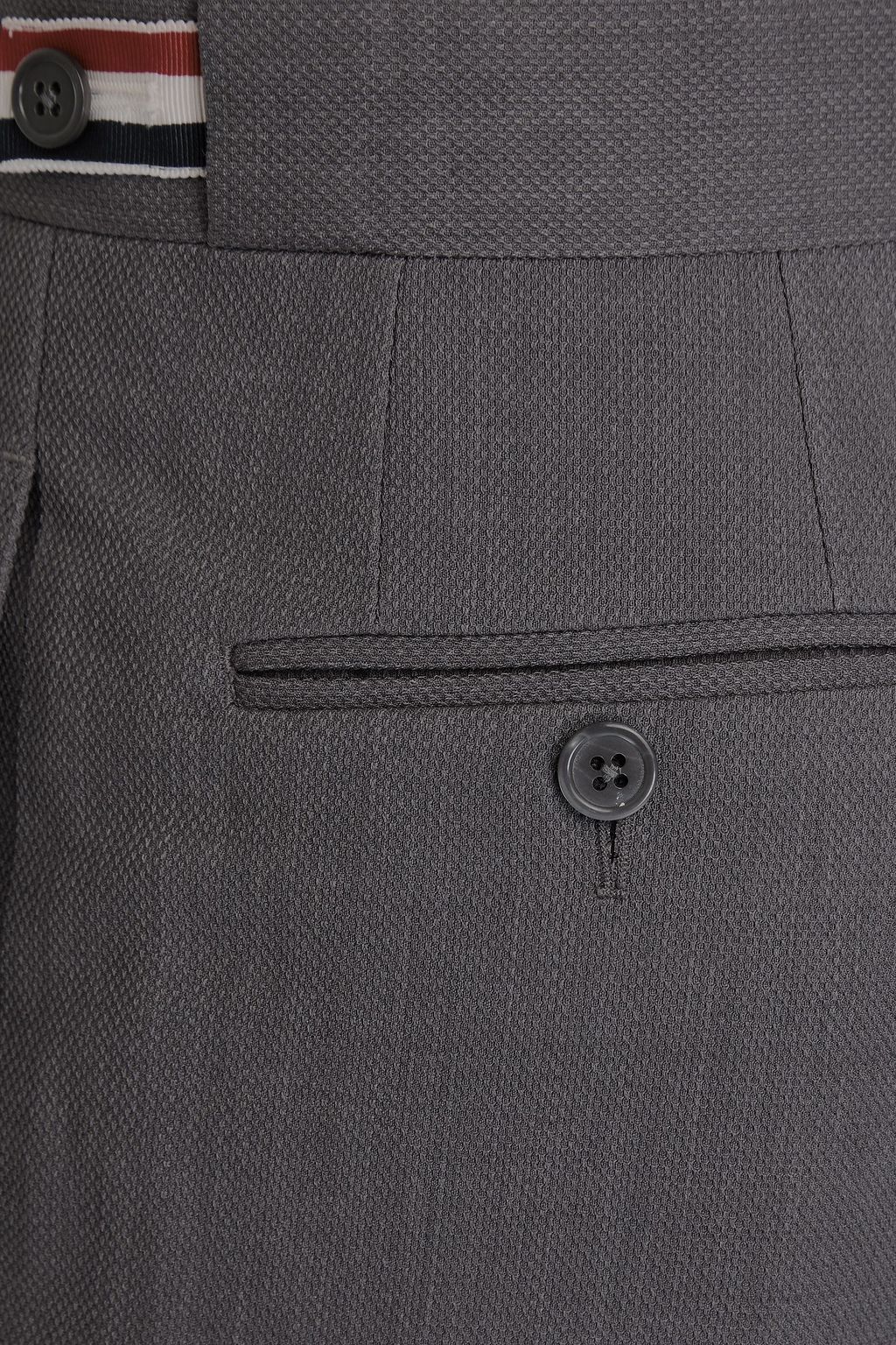 THOM BROWNE بنطال قصير بأرجل ضيقة من صوف بيكيه