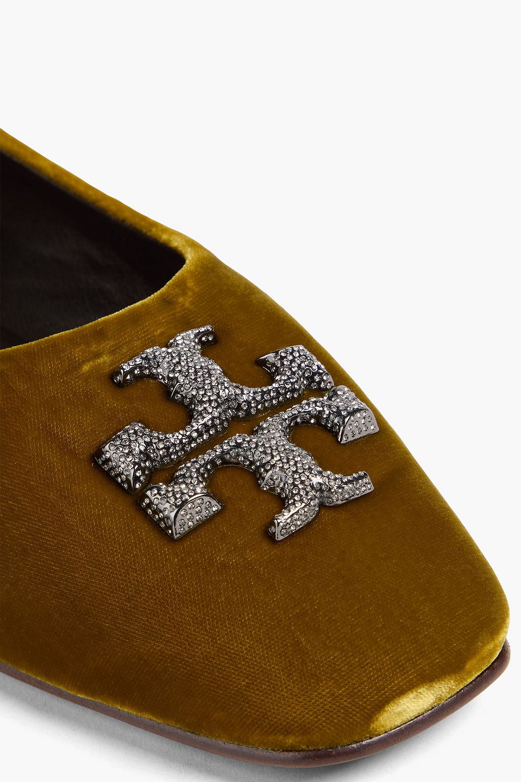TORY BURCH حذاء باليرينا مسطح «إليانور» من المخمل بتصميم مزركش
