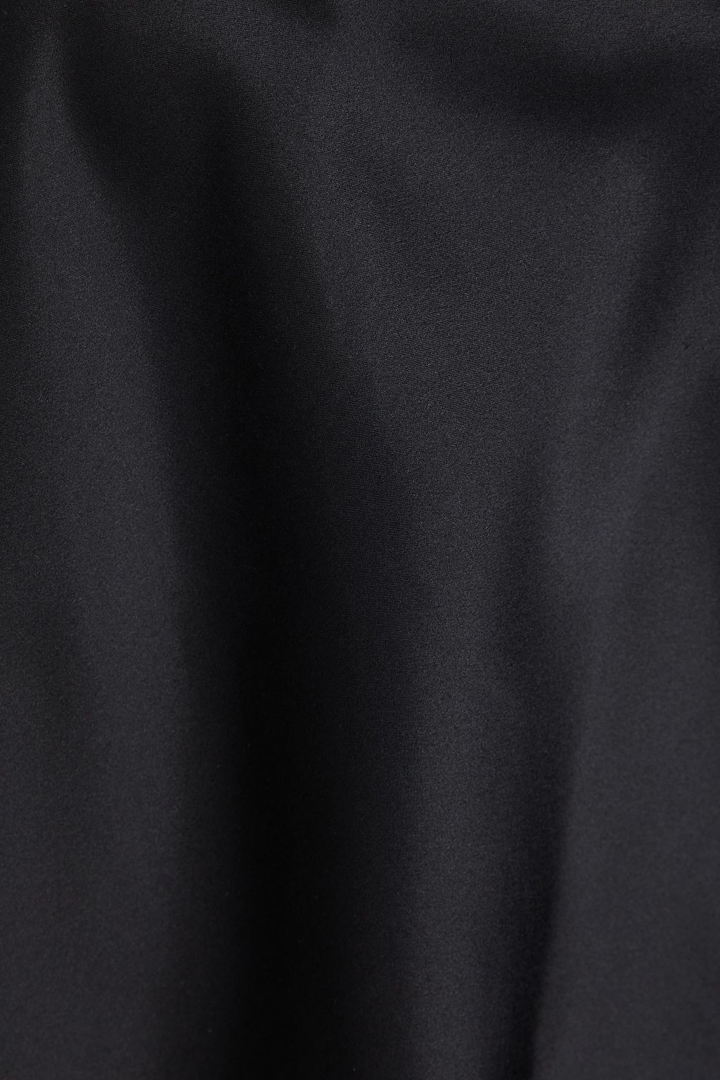 ALEXANDER WANG بلوزة من الساتان الحريري مزيّنة بالسلاسل