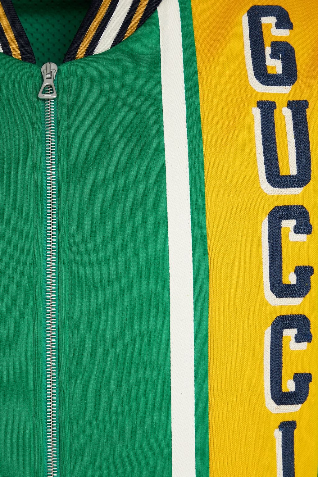 GUCCI جاكيت من الجيرسيه المطرّز