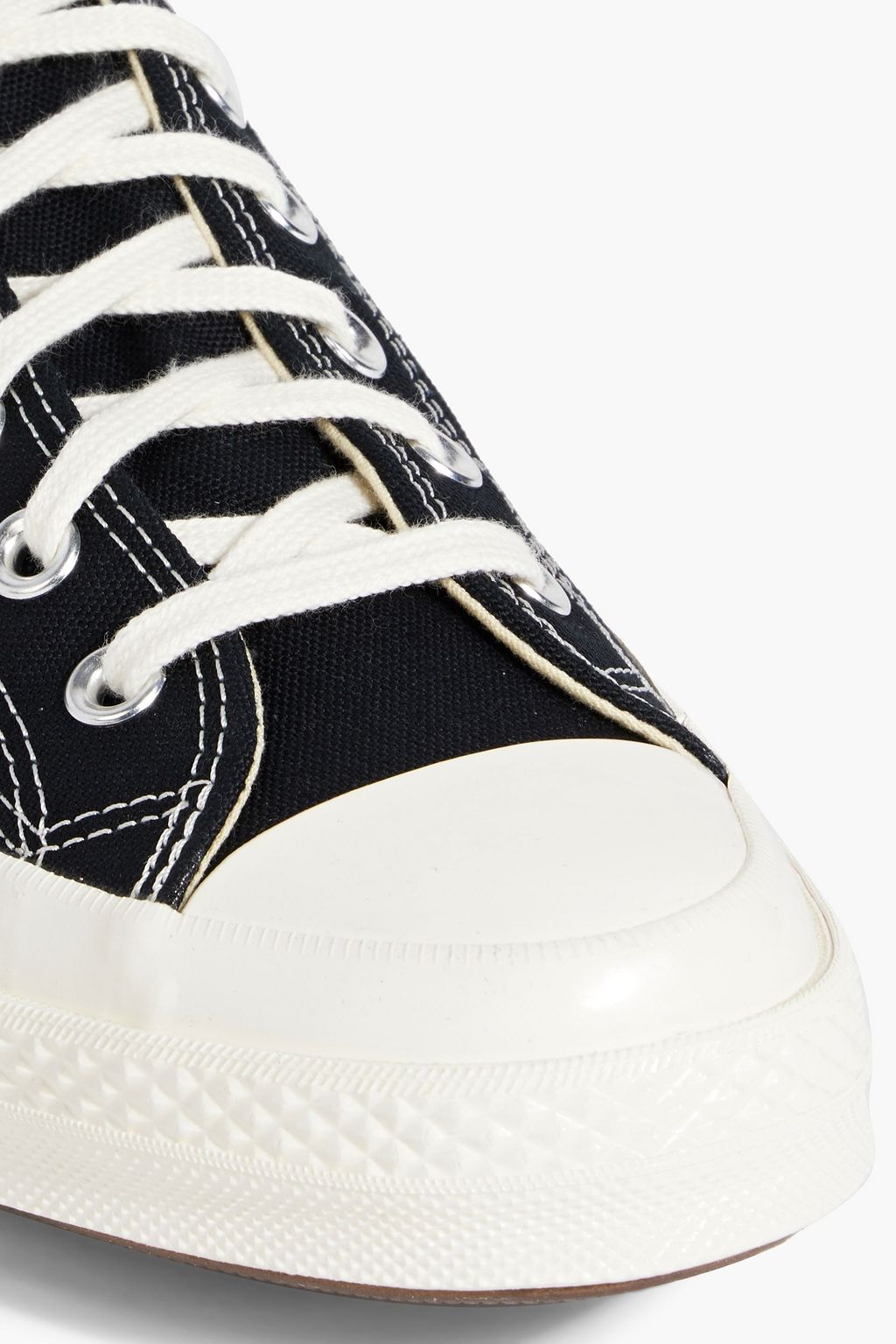 CONVERSE X COMME DES GARÇONS PLAY حذاء سنيكرز "تشاك 70" من الكنفا ومزين بطبعات