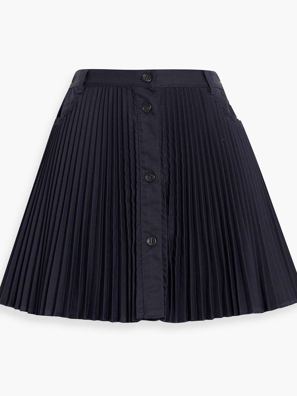 skirt-effect pleated twill shorts