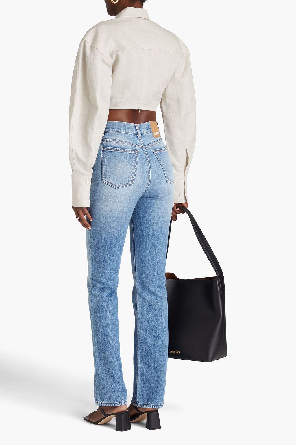 JACQUEMUS قميص من مزيج الكتّان والقطن بأجزاء مقصوصة