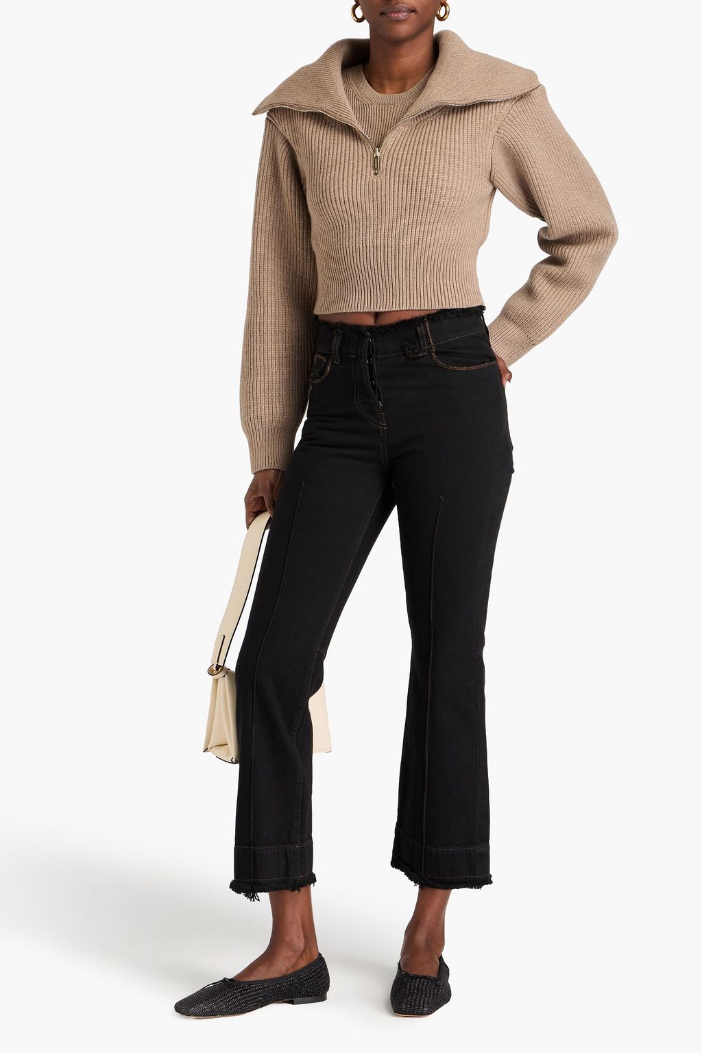 JACQUEMUS كنزة رياضية قصيرة "ريسول" من صوف المارينو المضلع بنصف سحاب
