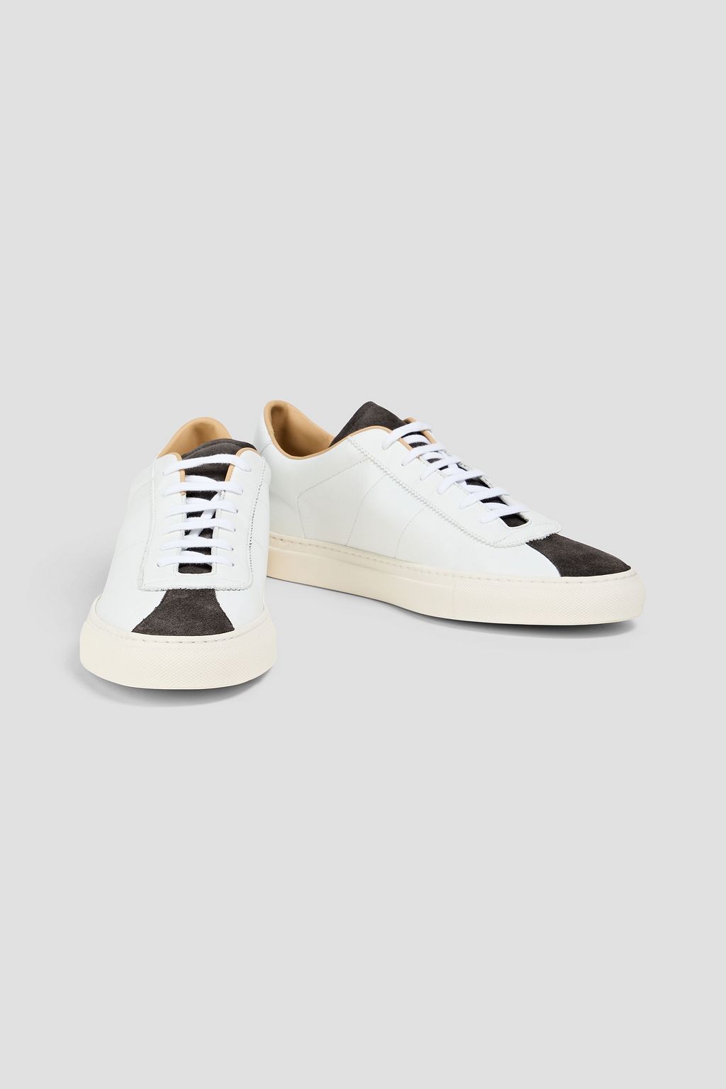 COMMON PROJECTS حذاء لوفر بيني من جلد السويد