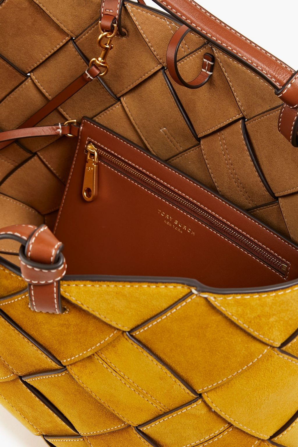 TORY BURCH حقيبة توت ميلر من الشامواه المحبوك بحواف من الجلد