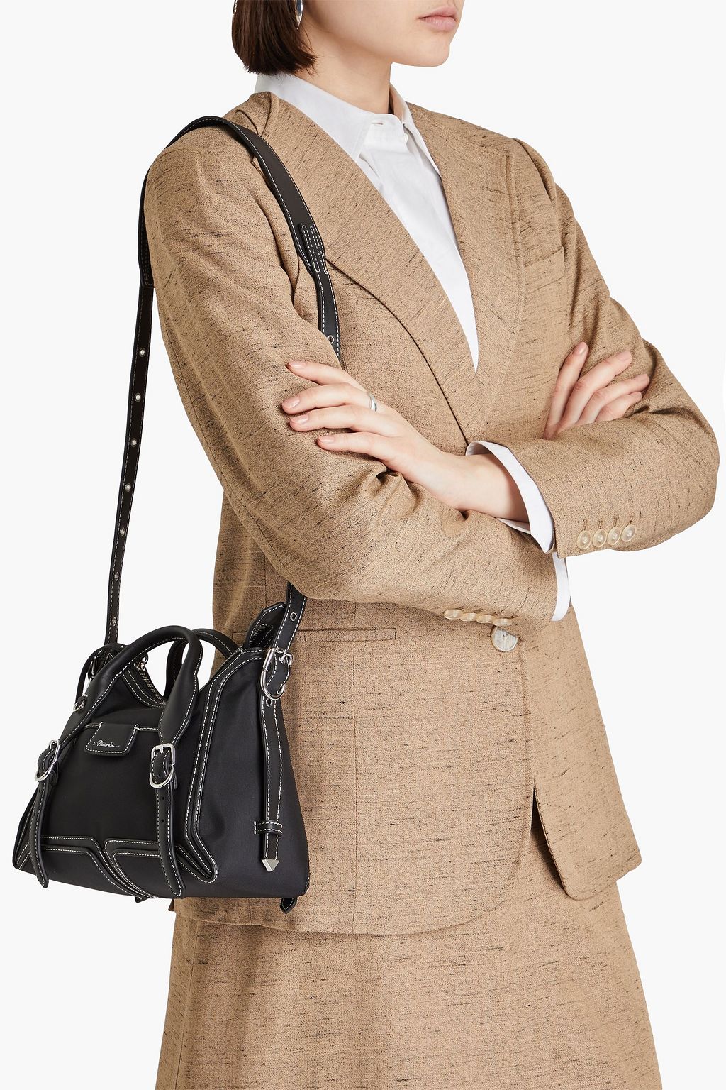 3.1 PHILLIP LIM حقيبة كتف من قماش عازل بحواف من الجلد