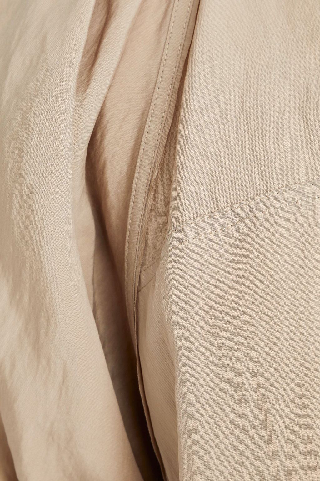 3.1 PHILLIP LIM بلوزة مصنوعة من مزيج التنسل مزينة بكسرات
