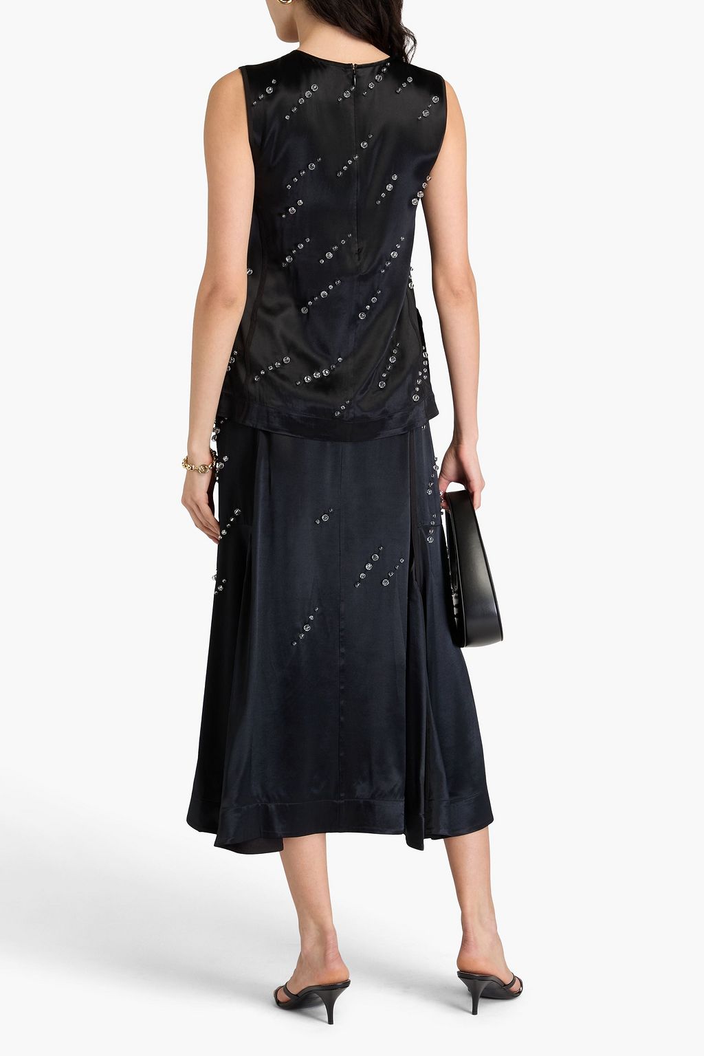 3.1 PHILLIP LIM بلوزة من الساتان مزيّنة بالخرز