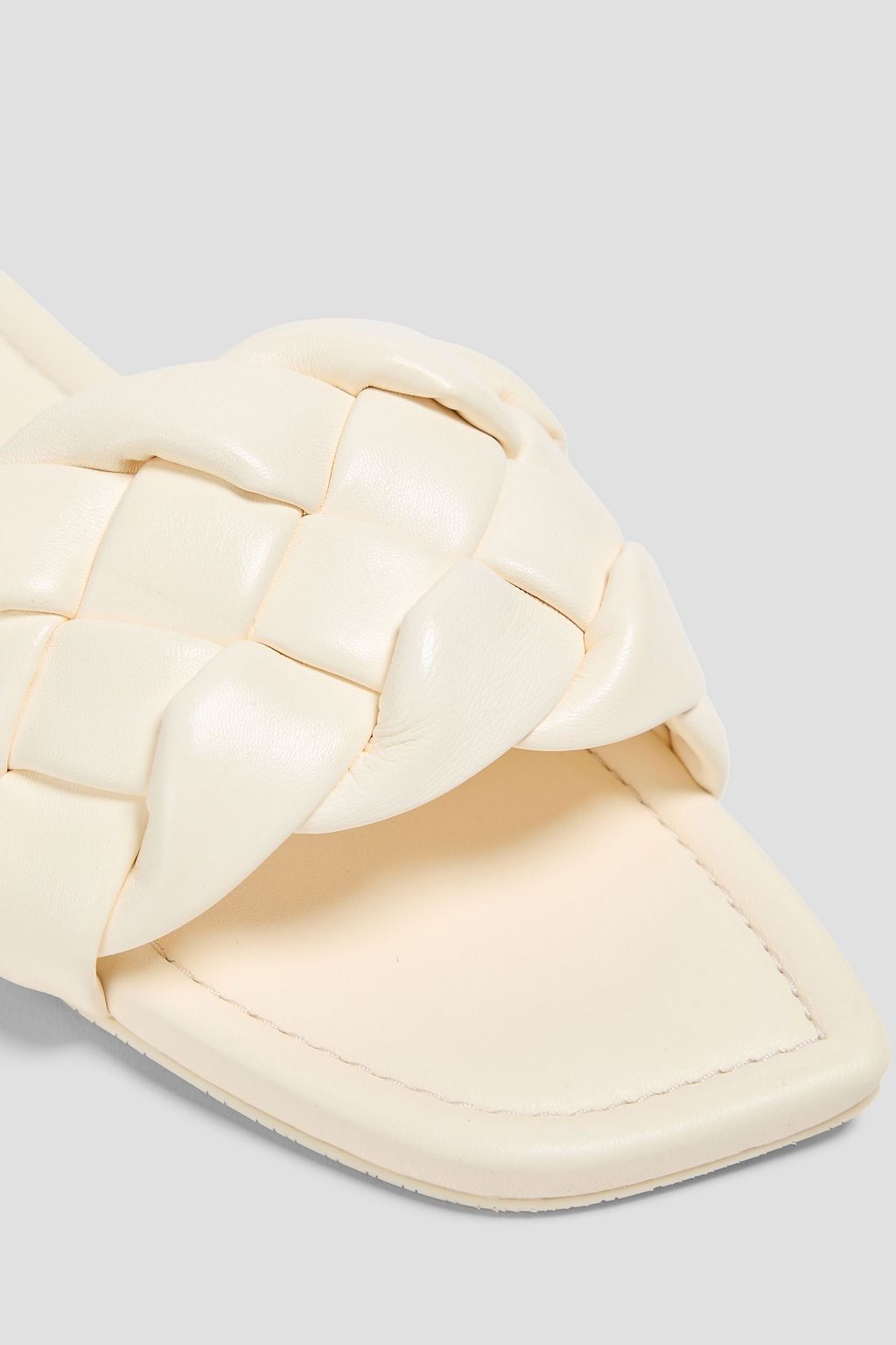 STUART WEITZMAN 編み込みレザー スライドサンダル