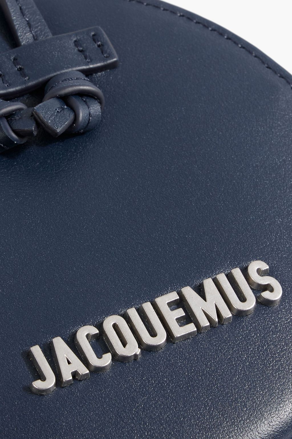JACQUEMUS حقيبة باوتش “لو بيتشو” من الجلد
