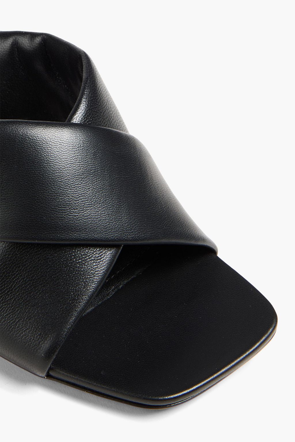 FERRAGAMO 알루드라 가죽 뮬