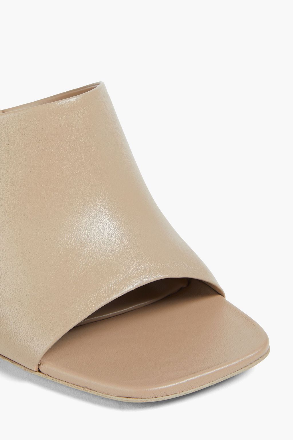 FERRAGAMO حذاء ميول Astro من الجلد