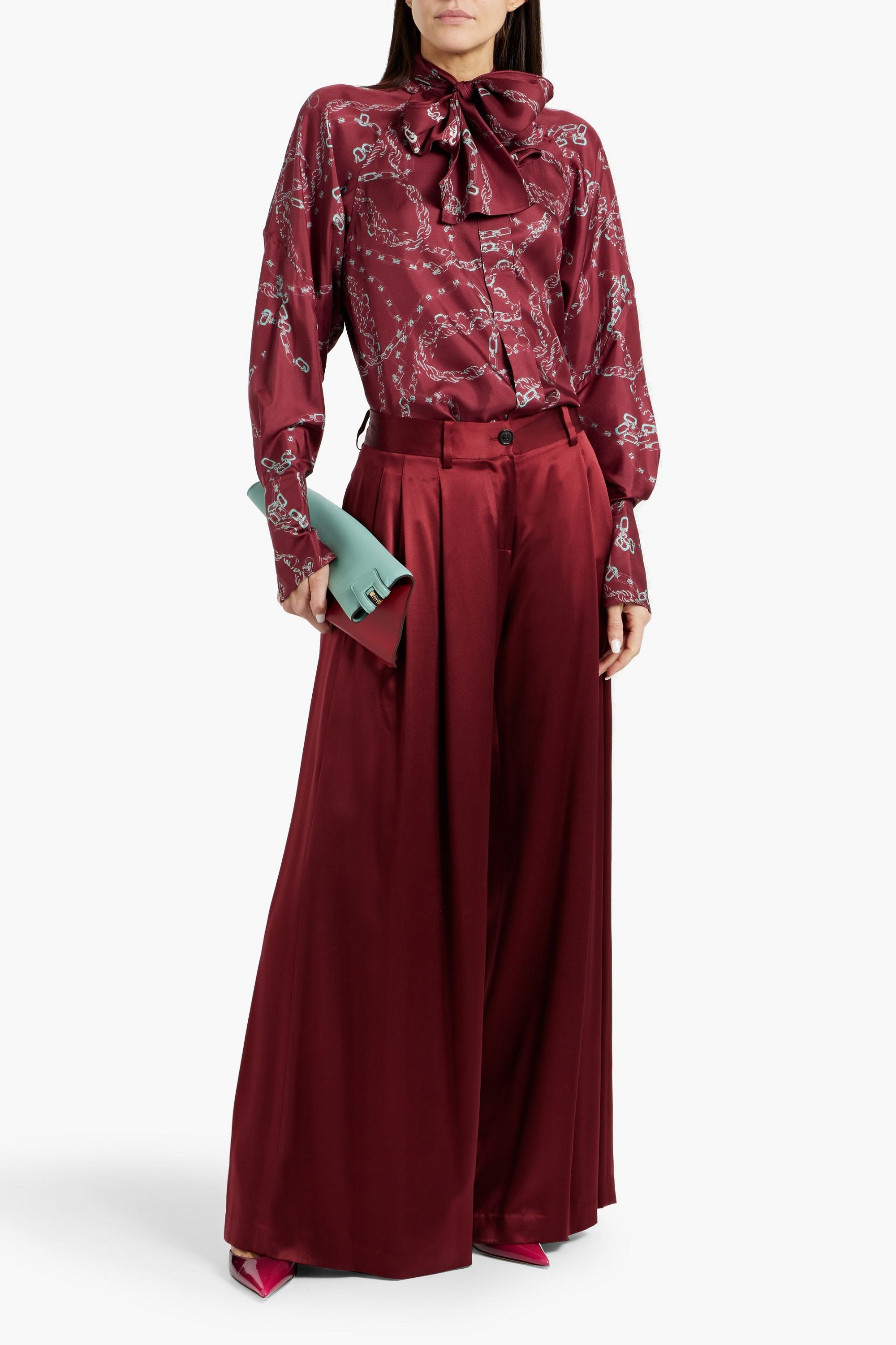Victoria Beckham Pussy-bow printed silk-twill blouse