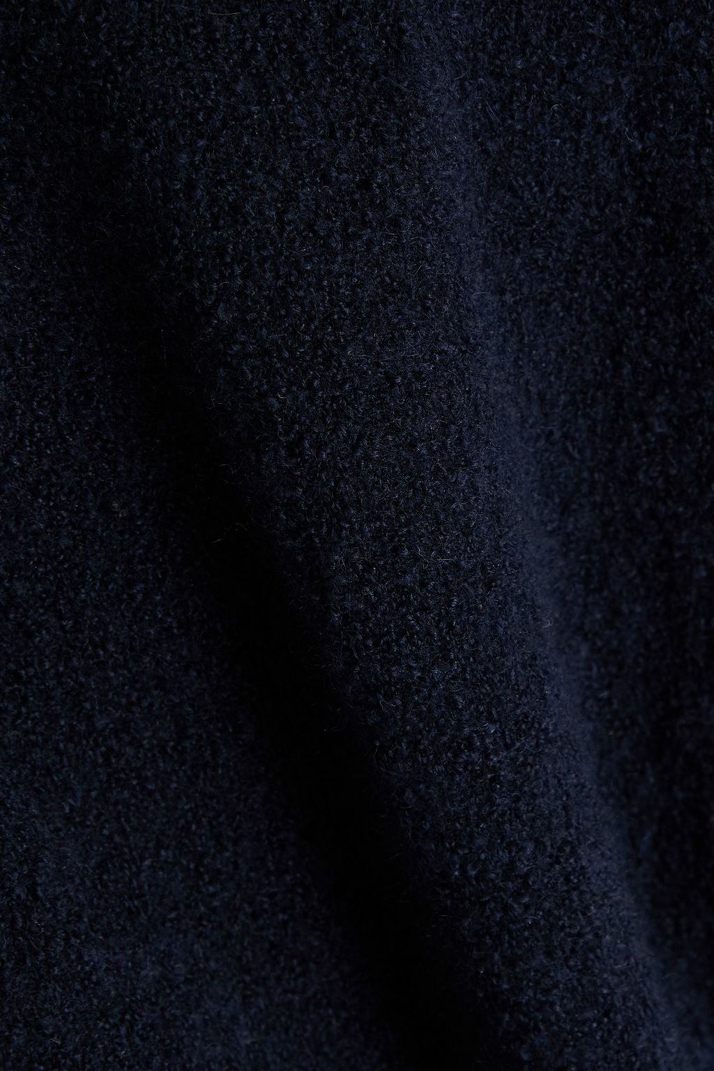 VINCE. Pullover aus einer Seidenmischung in Boucléstrick