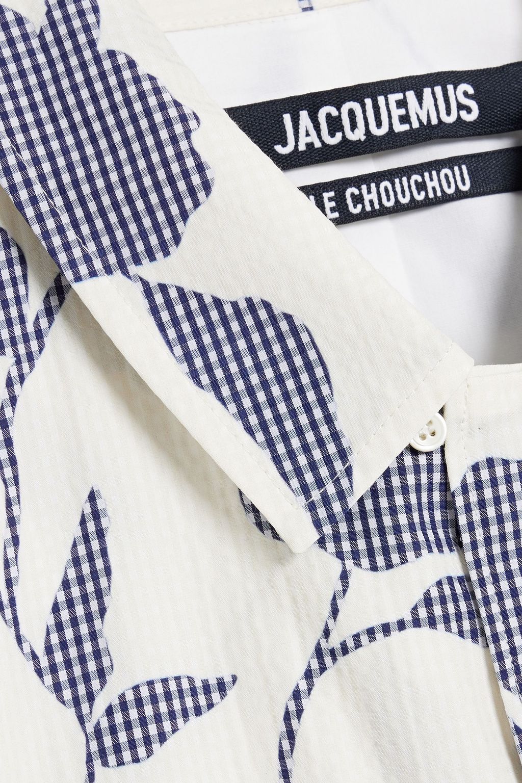 JACQUEMUS قميص "ديسجراجاي" برقعة زخرفية من نسيج سيرساكر مزين بطبعة الأزهار