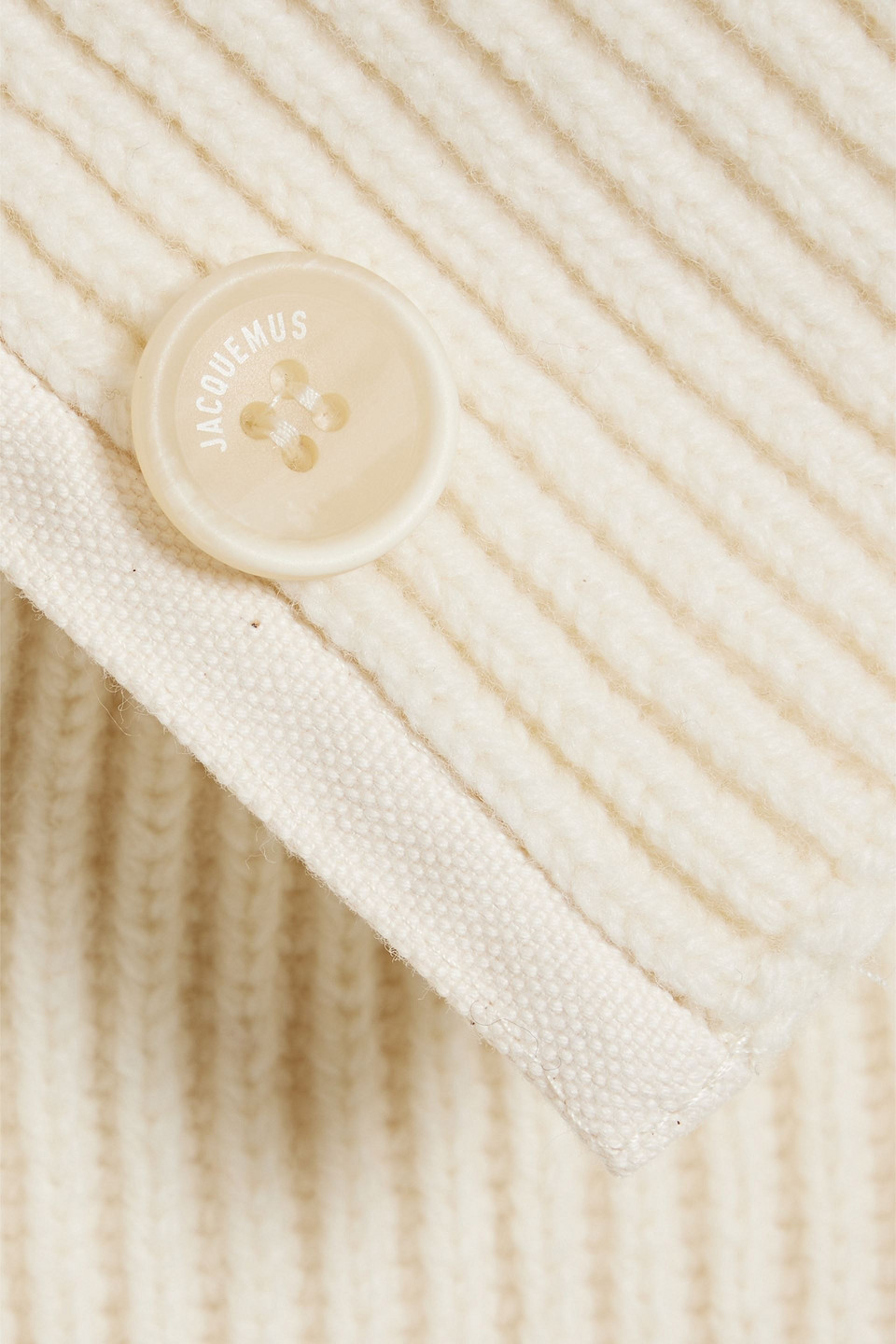 Jacquemus Vega Cutout Ribbed Wool-blend Turtleneck Sweater In White