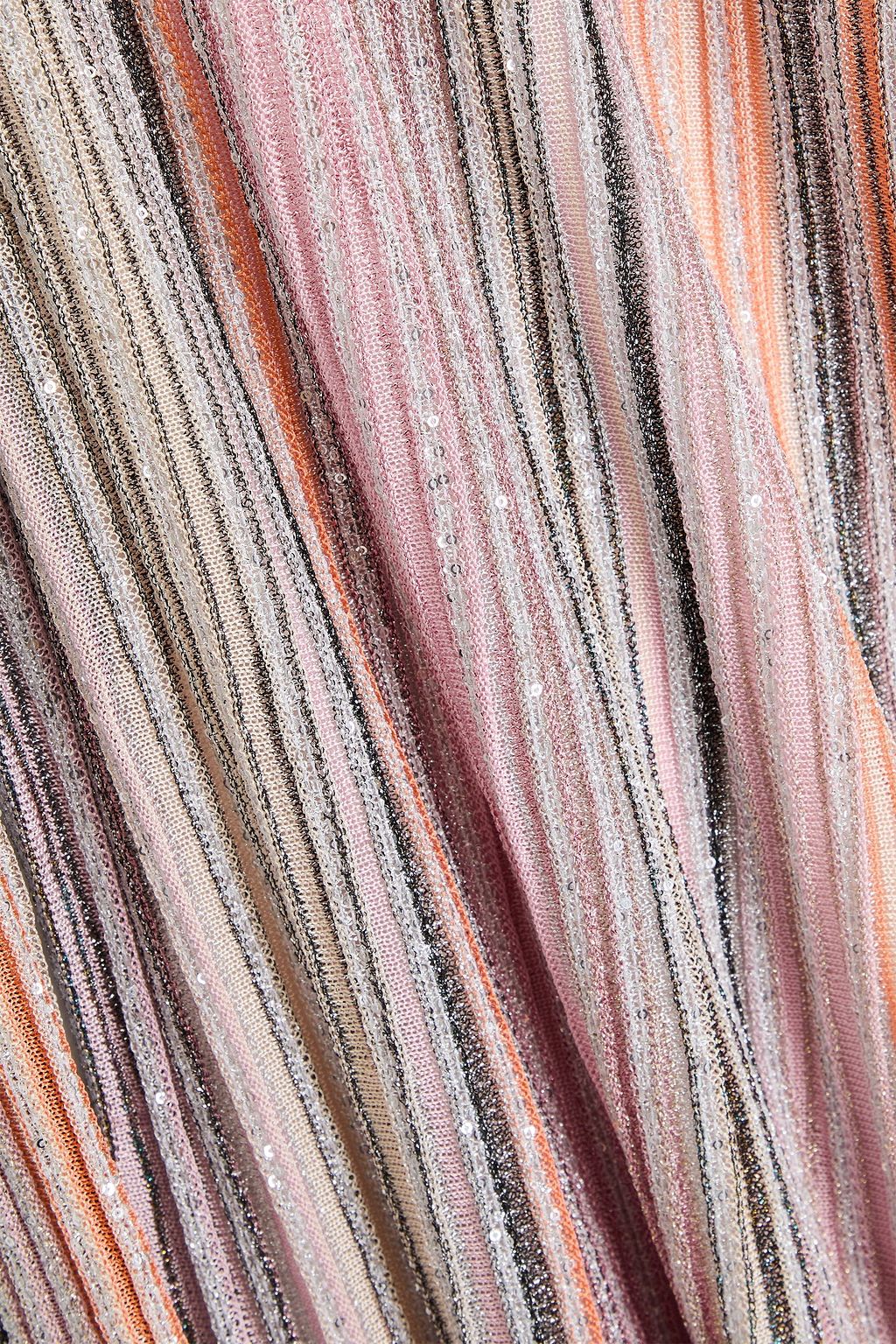 MISSONI فستان قصير بدون أكمام مخطط بحبكة مضلّعة بلون معدني مزين بالترتر